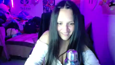Linda Cataleya-  mackenzie girls online show from 09-21-25, 02:35