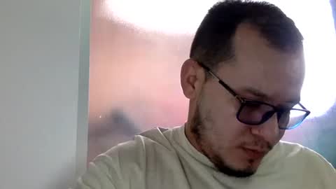 Snapshot of funnyboys18 chatting on 12-06-24, 07:01 Zanty online show from 12-06-24, 07:01