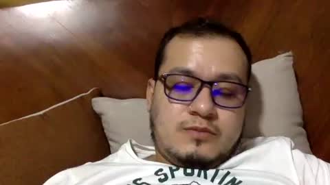 Snapshot of funnyboys18 chatting on 12-17-24, 06:53 Zanty online show from 12-17-24, 06:53