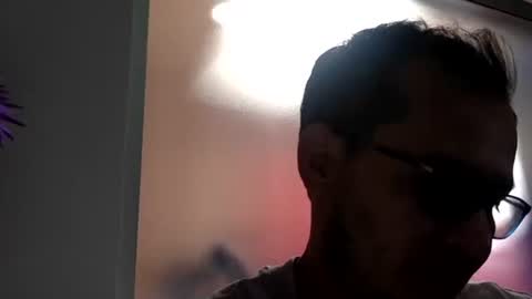 Snapshot of funnyboys18 chatting on 09-23-25, 05:49 Zanty online show from 09-23-25, 05:49