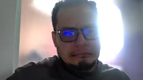 Snapshot of funnyboys18 chatting on 09-26-25, 06:45 Zanty online show from 09-26-25, 06:45