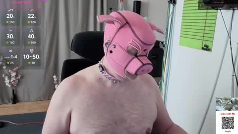Piggy online show from 05-05-26, 02:47