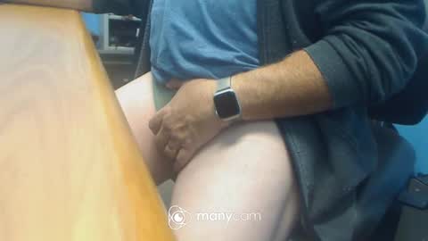 Snapshot of funolder62 chatting on 11-20-25, 02:06 funolder62 online show from 11-20-25, 02:06