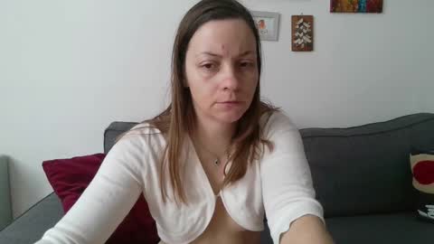 Snapshot of funservice chatting on 01-15-25, 10:17 funservice online show from 01-15-25, 10:17