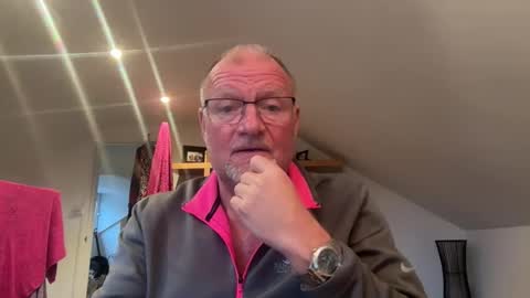 Snapshot of funtime88888 chatting on 12-18-25, 02:56 funtime88888 online show from 12-18-25, 02:56