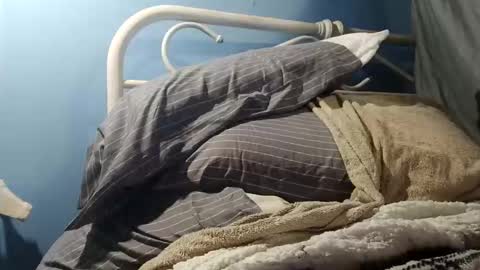 funundertheburk6414270497 online show from 11-25-25, 12:27