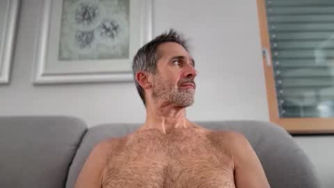 Brad online show from 01-06-26, 01:48