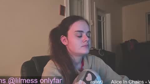 Snapshot of fuxkme_jen chatting on 09-10-25, 02:11 fuxkme_jen online show from 09-10-25, 02:11