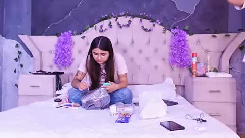 Gabby And Dominic online show from 07-11-26, 12:30