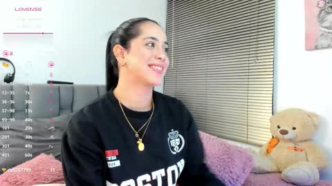 Gabriela  online show from 11-12-25, 12:11