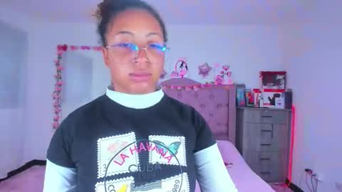 gabi_jhons_23 online show from 09-09-25, 10:37
