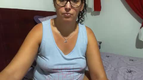 gaby  layla online show from 04-25-26, 07:33