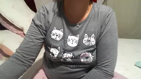 Snapshot of gabibrasil chatting on 07-22-26, 10:56 gaby layla online show from 07-22-26, 10:56