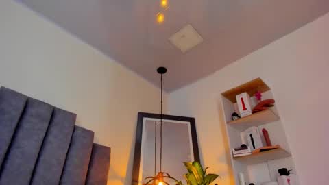 Snapshot of gabriela__gomez chatting on 11-30-25, 02:26 Carolina online show from 11-30-25, 02:26