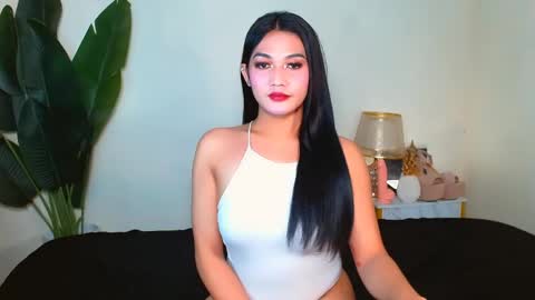 gabriela_deluxe online show from 05-16-26, 09:46