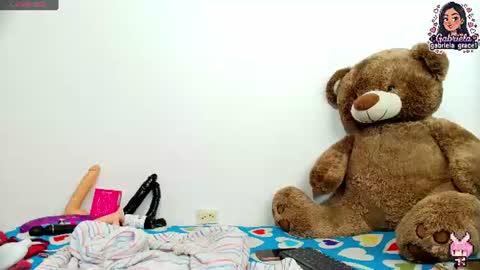gabriela_grace1 online show from 06-11-26, 12:32