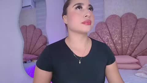 Snapshot of gabriela_leone chatting on 07-15-26, 07:19 gabriela online show from 07-15-26, 07:19