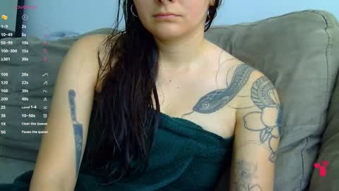 Snapshot of gabriela_miller_2 chatting on 01-27-25, 03:39 Gabriela Miller online show from 01-27-25, 03:39
