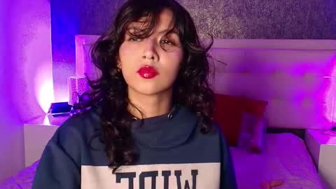 Snapshot of gabrielacortez chatting on 02-17-25, 10:36 GABRIELA online show from 02-17-25, 10:36