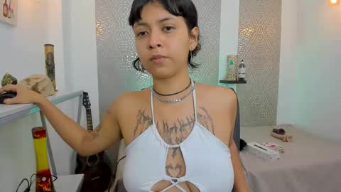 Snapshot of gabrielacortez chatting on 12-05-25, 01:52 GABRIELA online show from 12-05-25, 01:52