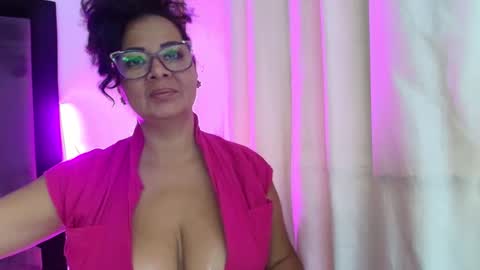GABRIELA online show from 11-30-25, 04:44