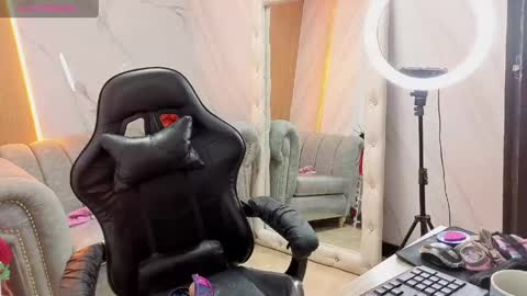 Gabriella online show from 04-14-26, 04:24