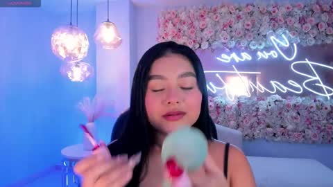 Gabriella Lee online show from 11-20-25, 02:34