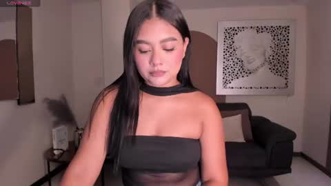 Snapshot of gabriellalee_ chatting on 06-21-26, 11:02 Gabriella Lee online show from 06-21-26, 11:02