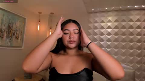 Snapshot of gabriellalee_ chatting on 07-19-26, 11:14 Gabriella Lee online show from 07-19-26, 11:14