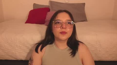 Snapshot of gaby99_ chatting on 05-25-26, 08:53 Gabyy online show from 05-25-26, 08:53