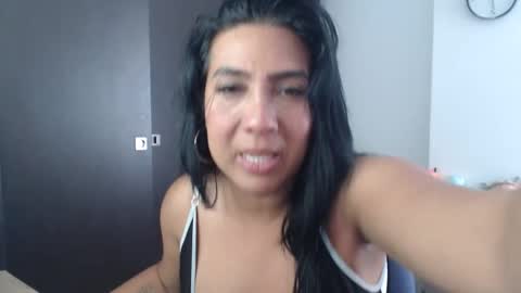 Gaby Blue online show from 05-19-26, 06:47