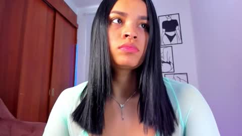    online show from 12-18-25, 07:53