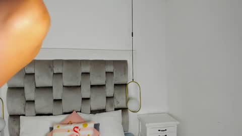 GABRIELA  online show from 04-11-26, 11:47