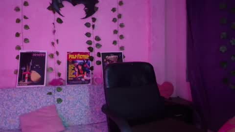 Gaby online show from 01-15-25, 01:34