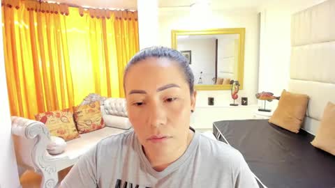 Snapshot of gaby_trent chatting on 09-25-25, 02:10 gabriela online show from 09-25-25, 02:10