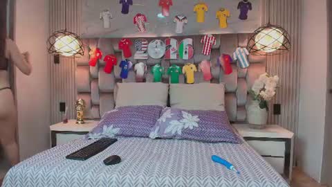GabyEvans online show from 06-12-26, 12:04