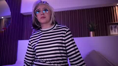 gabyrose9 online show from 01-13-26, 07:41