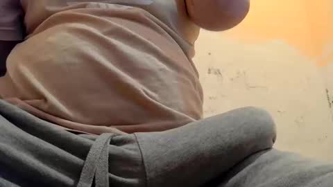 Snapshot of gae89tano chatting on 10-29-25, 09:22 gae89tano online show from 10-29-25, 09:22