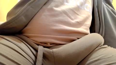 Snapshot of gae89tano chatting on 11-08-25, 10:19 gae89tano online show from 11-08-25, 10:19