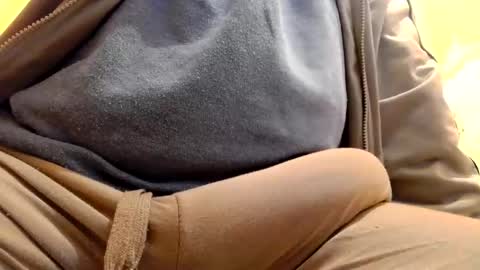 Snapshot of gae89tano chatting on 11-13-25, 08:02 gae89tano online show from 11-13-25, 08:02