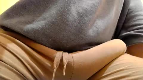 Snapshot of gae89tano chatting on 11-17-25, 08:14 gae89tano online show from 11-17-25, 08:14