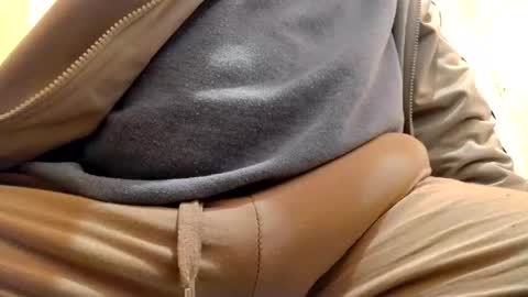 Snapshot of gae89tano chatting on 11-26-25, 11:55 gae89tano online show from 11-26-25, 11:55