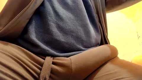 Snapshot of gae89tano chatting on 11-28-25, 10:34 gae89tano online show from 11-28-25, 10:34