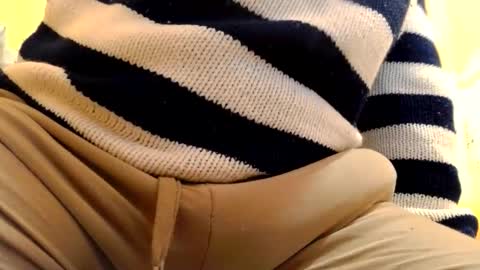 Snapshot of gae89tano chatting on 12-16-25, 11:15 gae89tano online show from 12-16-25, 11:15