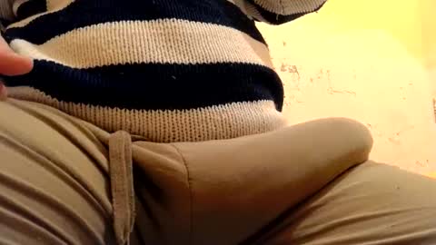 Snapshot of gae89tano chatting on 12-17-25, 08:20 gae89tano online show from 12-17-25, 08:20