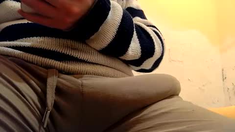 Snapshot of gae89tano chatting on 12-17-25, 09:54 gae89tano online show from 12-17-25, 09:54