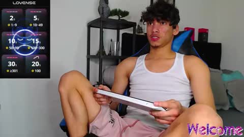 gael_jones online show from 11-23-25, 12:54