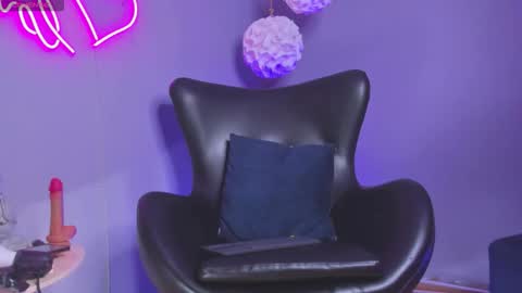 Gael Meneses online show from 12-18-25, 12:33