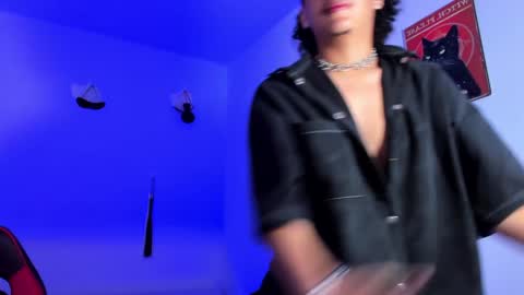 Gael Conner online show from 12-21-24, 05:03