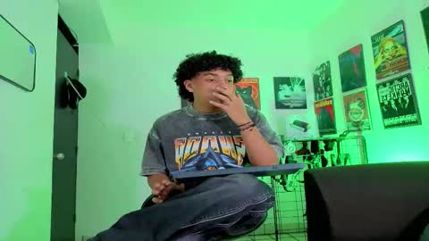 Gael Conner online show from 10-11-25, 03:17